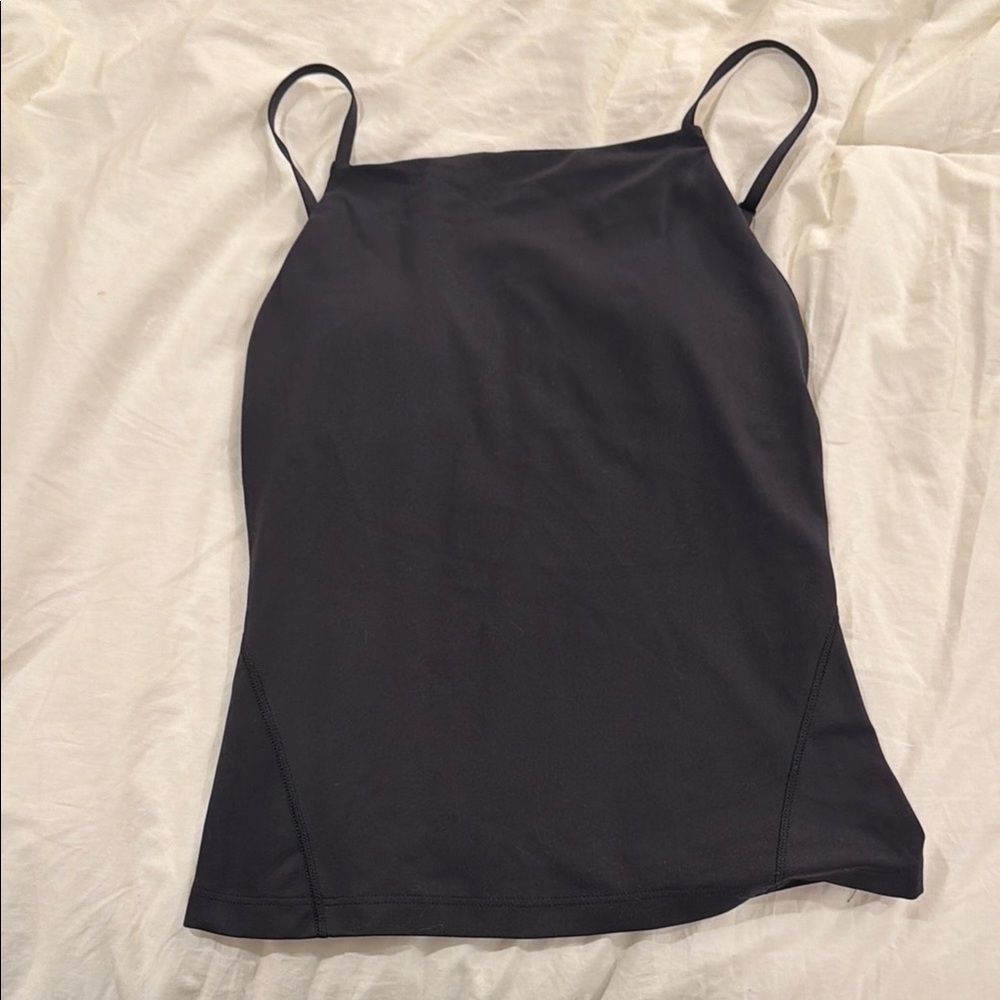 Lululemon top size 2